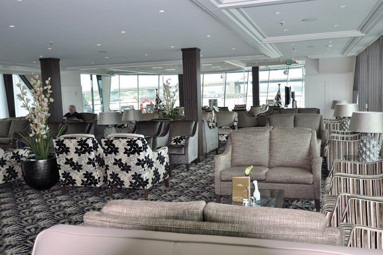 Main Lounge & Bar