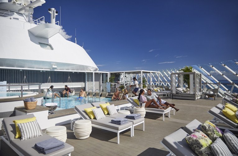 The Retreat® Sundeck