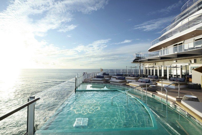 Astern Pool & Bar