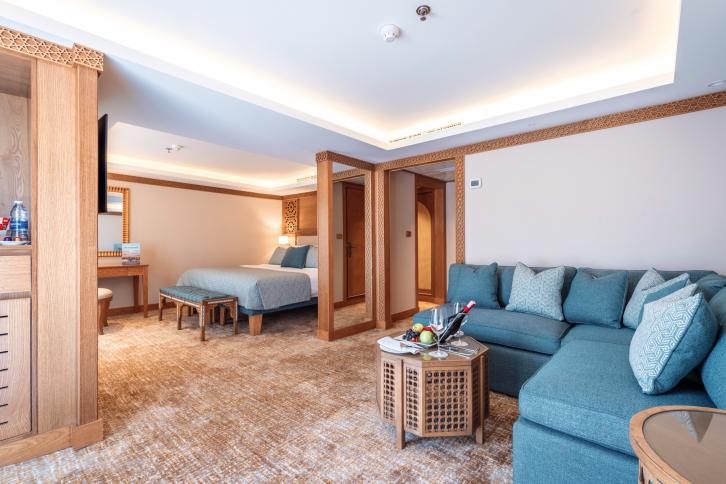 Aquamarine Deluxe Suite