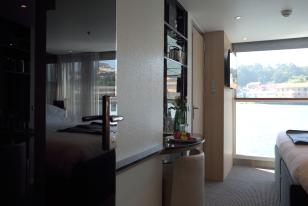Oceania Suite