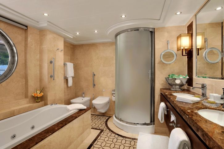 Oceania Suite
