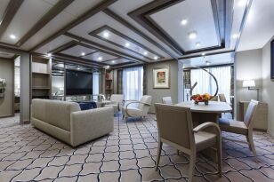 Owner's Suite cabin on Silver Dawn