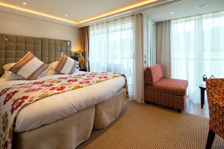 Category AA Staterooms cabin on AmaSofia